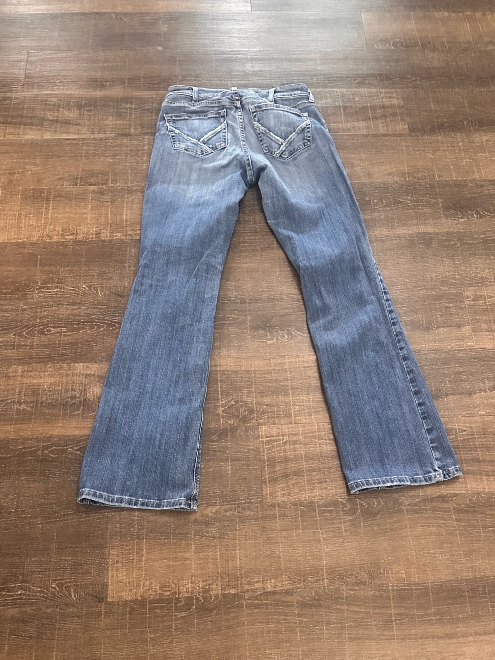 Ariat Women’s Medium Blue Denim Wash Flare Bootcut Jeans Size 29 - Picture 2 of 6
